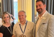 Chi Cups crowned Gift of the Year 2026 People’s Choice Champion! Victoria Louise from GA, David Bart, founder of Chi Cups and David Westbrooke (H&M event director from Clarion)