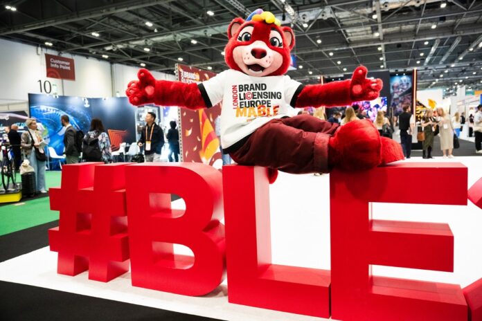 BLE 2025 Mable sitting on the hashtag