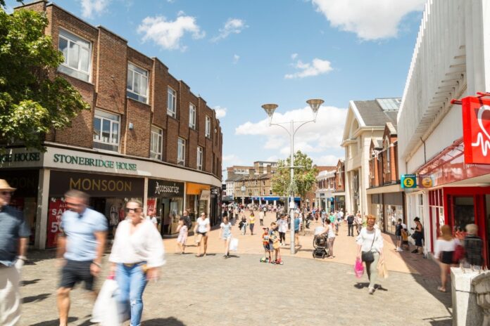 iStock-1038089248 (1) UK High Street iStock/Tottoto