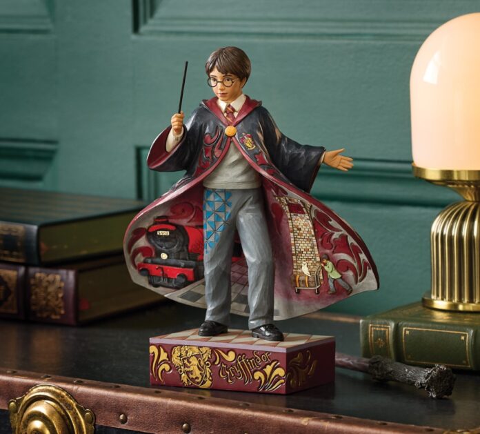 6018655 Harry Potter by Jim Shore - Enesco (2) Jim Shore Harry Potter collection from Enesco